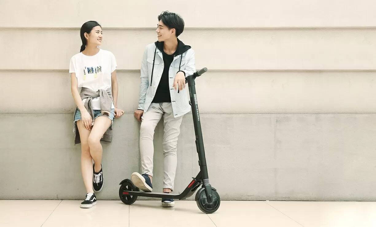 Купить Электросамокат Ninebot KickScooter ES1 - фото 1