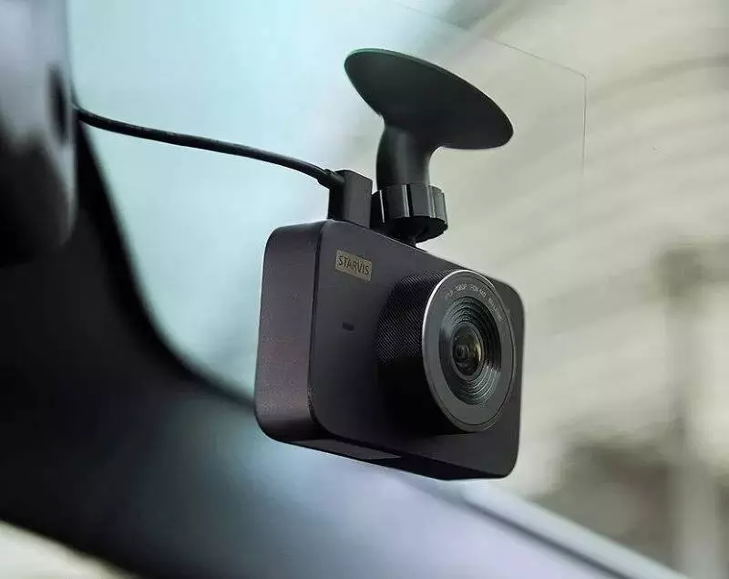 Видеорегистратор Xiaomi Car DVR 1S (QDJ4032GL) Видеорегистратор Xiaomi Car DVR 1S (QDJ4032GL)