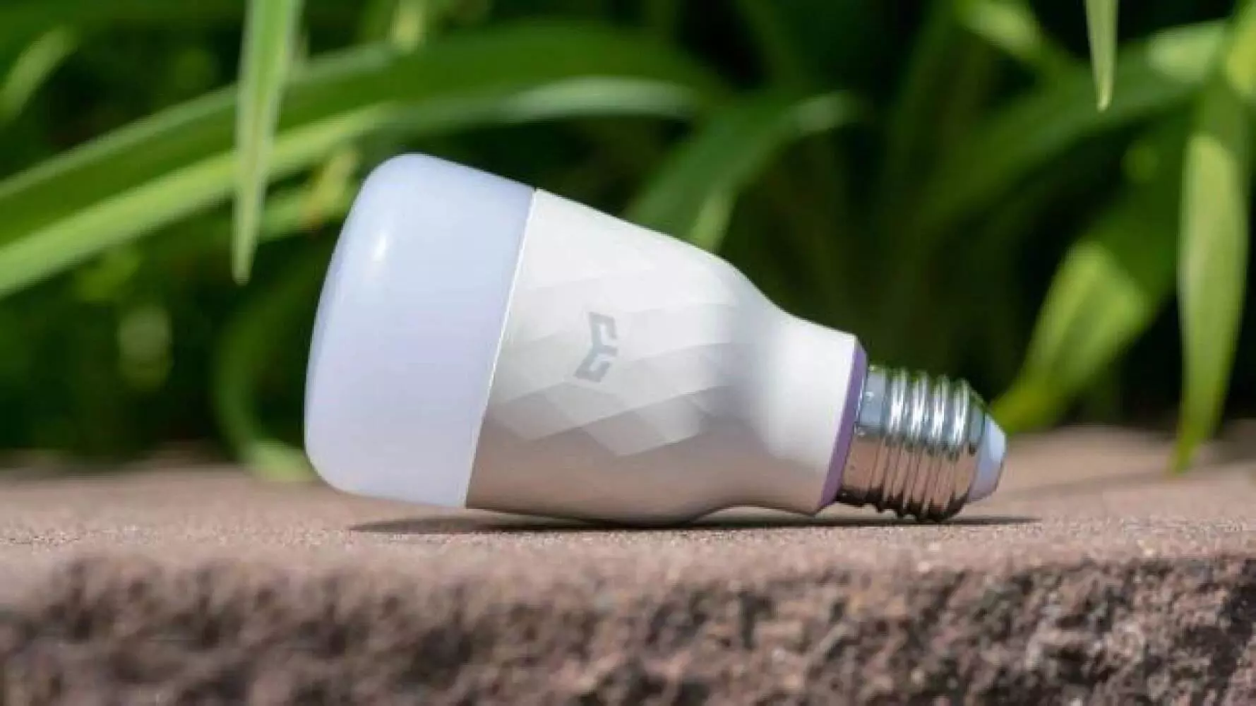Лампа светодиодная Yeelight Smart LED Bulb Color E27 (YLDP06YL) 10Вт White (Белый)