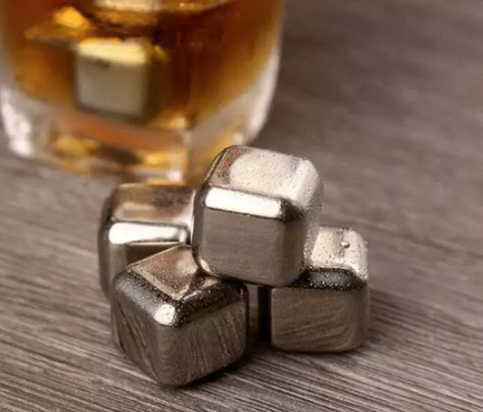 Охлаждающие камни для виски (4 шт.) Circle Joy Ice Cubes (CJ-BK03) Silver (Серебристый) Охлаждающие камни для виски (4 шт.) Circle Joy Ice Cubes (CJ-BK03) Silver (Серебристый)