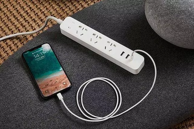 Удлинитель Xiaomi Power Strip 3 (XMCXB05QM) 1.8 м White (Белый) Удлинитель Xiaomi Power Strip 3 (XMCXB05QM) 1.8 м White (Белый)