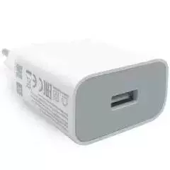 Сетевое зарядное устройство Xiaomi USB 3A (MDY-10-EF) White (Белый) Сетевое зарядное устройство Xiaomi USB 3A (MDY-10-EF) White (Белый)
