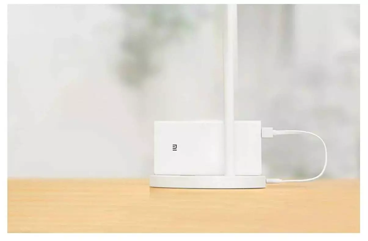 Настольная лампа Yeelight Led Table Lamp (YLTD01YL) White (Белый)