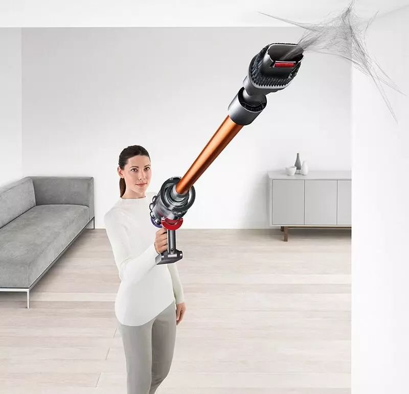Пылесос Dyson V10 Cyclone Absolute (SV27) Пылесос Dyson V10 Cyclone Absolute (SV27)