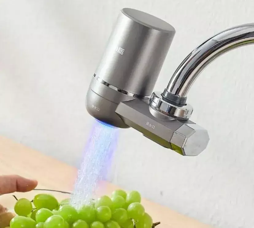Фильтр-насадка на кран Xiaozhi Water Purifier With Intelligent Digital Display Titanium Ash (LJ06) Gray (Серый) Фильтр-насадка на кран Xiaozhi Water Purifier With Intelligent Digital Display Titanium Ash (LJ06) Gray (Серый)