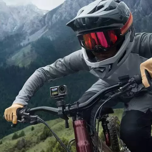 Экшн-камера Dji Ocmo Action 4 Adventure Combo Black (Черный) CN Экшн-камера Dji Ocmo Action 4 Adventure Combo Black (Черный) CN