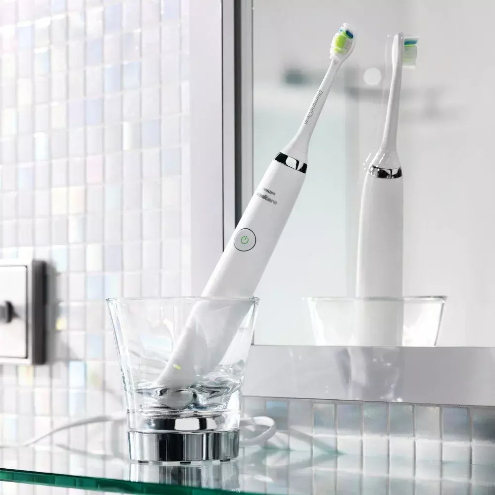 Ультразвуковая зубная щетка Philips Sonicare Diamond Clean (HX9340) White (Белый)