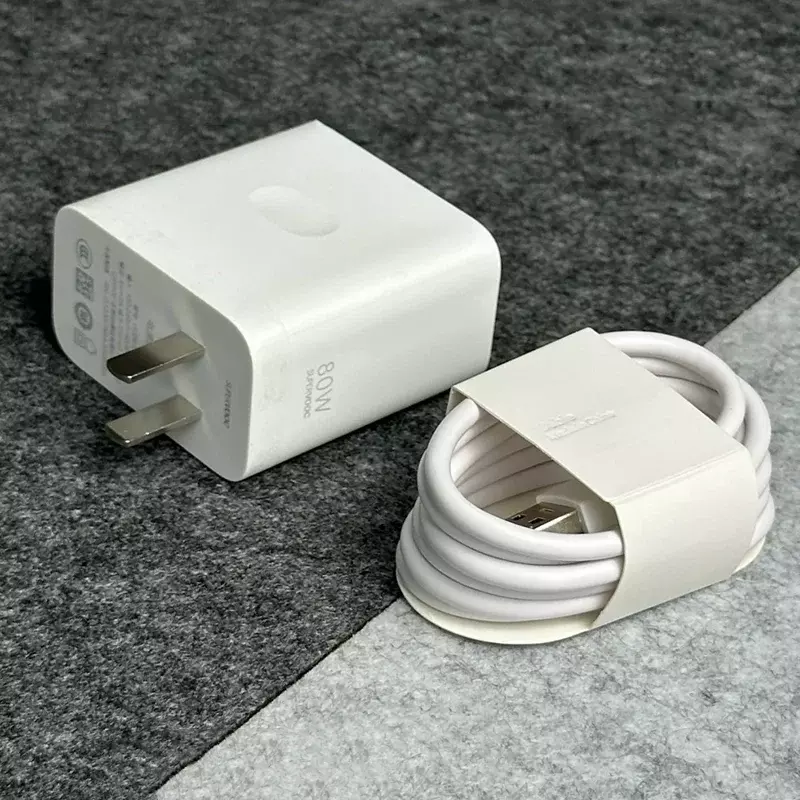 Сетевое зарядное устройство Realme SUPERVOOC 80W Power Adapter White (Белый) Сетевое зарядное устройство Realme SUPERVOOC 80W Power Adapter White (Белый)