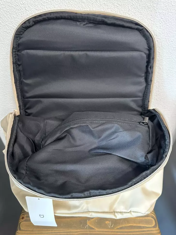 Рюкзак Xiaomi Mijia Commuting Backpack (BHR8649CN) Khaki (Хаки) CN Рюкзак Xiaomi Mijia Commuting Backpack (BHR8649CN) Khaki (Хаки) CN