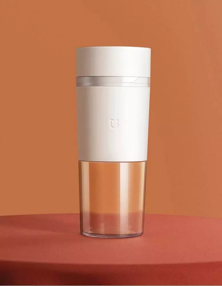 Портативная соковыжималка блендер Xiaomi Mijia Portable Juicer Cup (300ml) MJZZB01PL White (Белый) Портативная соковыжималка блендер Xiaomi Mijia Portable Juicer Cup (300ml) MJZZB01PL White (Белый)