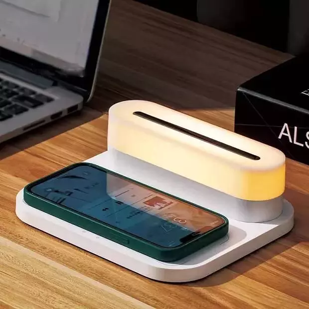 Ночник Xiaomi VFZ Led Lamp Wireless Charger Black (C-WCLL-C01) White (Белый) Ночник Xiaomi VFZ Led Lamp Wireless Charger Black (C-WCLL-C01) White (Белый)