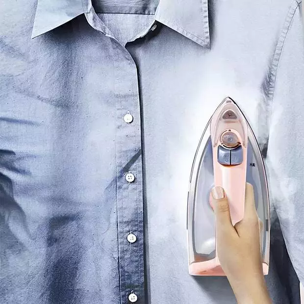 Беспроводной мини-утюг Xiaomi Lofans YD-011P Pink (Розовый) Беспроводной мини-утюг Xiaomi Lofans YD-011P Pink (Розовый)