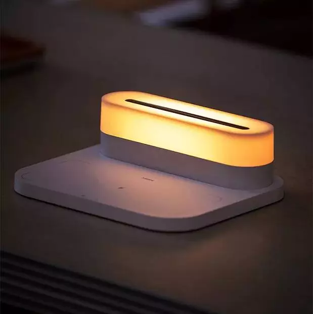 Ночник Xiaomi VFZ Led Lamp Wireless Charger Black (C-WCLL-C01) White (Белый) Ночник Xiaomi VFZ Led Lamp Wireless Charger Black (C-WCLL-C01) White (Белый)