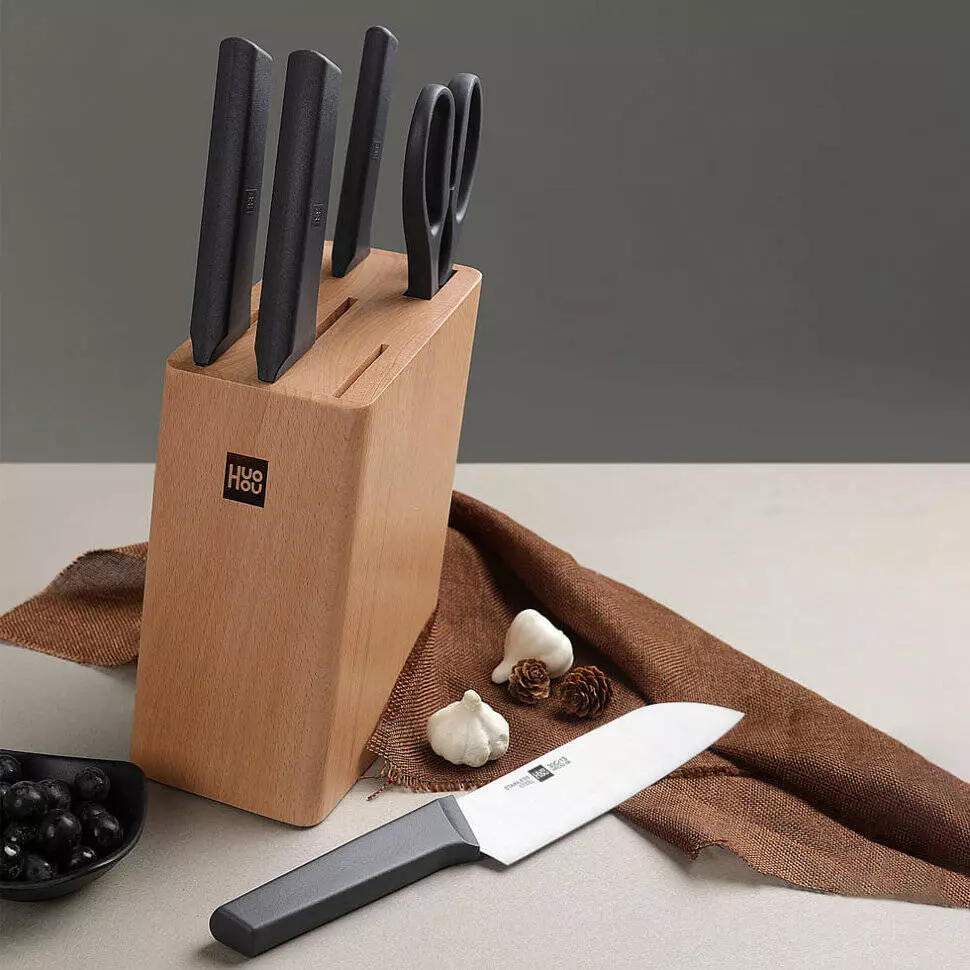 Набор HuoHou Fire Kitchen Steel Knife Set (4 ножа и ножницы с подставкой) (HU0057) Black (Черный) CN Набор HuoHou Fire Kitchen Steel Knife Set (4 ножа и ножницы с подставкой) (HU0057) Black (Черный) CN