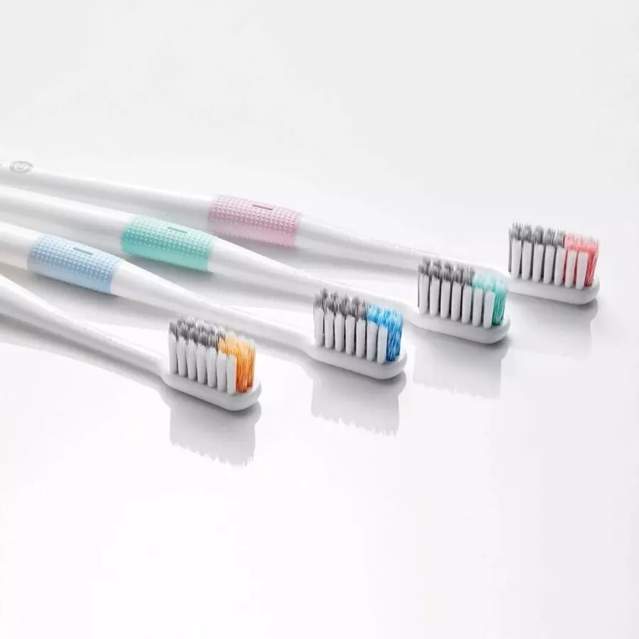 Зубные щетки Xiaomi Dr. Bei Colors (4 шт) Color (Цветной) Зубные щетки Xiaomi Dr. Bei Colors (4 шт) Color (Цветной)