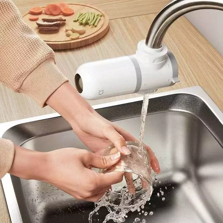 Насадка-фильтр для воды Xiaomi Mijia Faucet Water Purifier (MUL11) White (Белый) Насадка-фильтр для воды Xiaomi Mijia Faucet Water Purifier (MUL11) White (Белый)