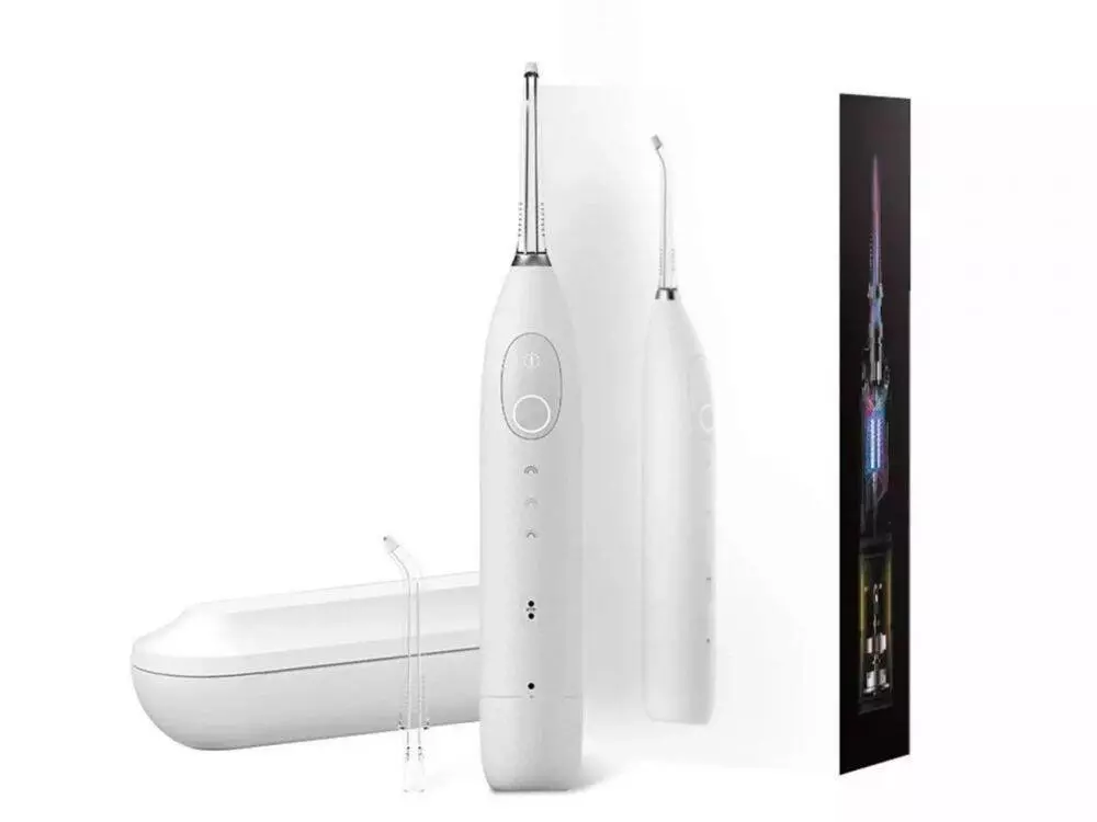 Ирригатор Oclean W1 (2 насадки+футляр) Ирригатор Oclean W1 (2 насадки+футляр)