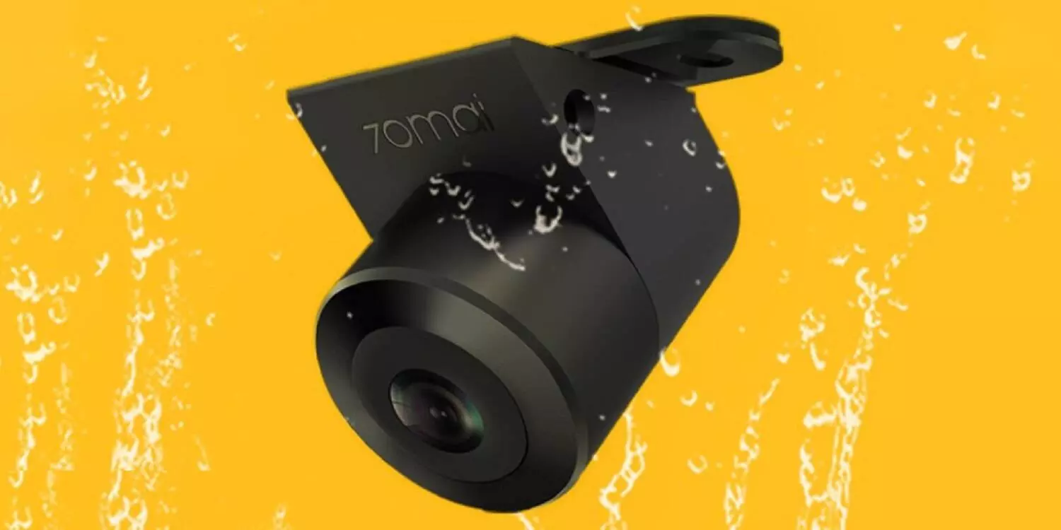 Камера заднего вида 70mai HD Reverse Video Camera Камера заднего вида 70mai HD Reverse Video Camera