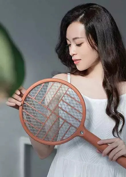 Складная электрическая мухобойка Sothing Foldable Electric Mosquito Swatter (DSHJ-S-1906) Red (Красный) Складная электрическая мухобойка Sothing Foldable Electric Mosquito Swatter (DSHJ-S-1906) Red (Красный)
