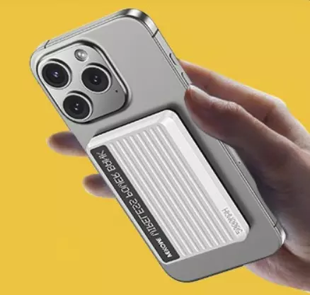 Внешний аккумулятор WEKOME WP-81 Power Bank 10000 mAh White (Белый) Внешний аккумулятор WEKOME WP-81 Power Bank 10000 mAh White (Белый)