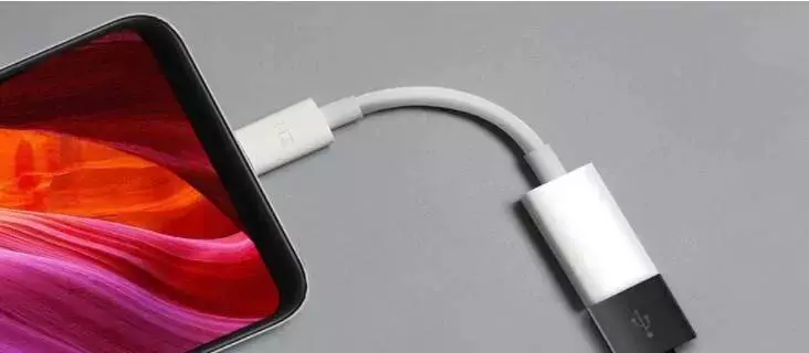 Адаптер ZMI USB-C/USB-A (AL271) White (Белый) Адаптер ZMI USB-C/USB-A (AL271) White (Белый)