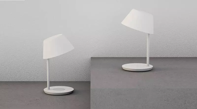 Настольная лампа светодиодная Xiaomi YEELIGHT LED TABLE LAMP (YLCT02YL), 18 Вт White (Белый) Настольная лампа светодиодная Xiaomi YEELIGHT LED TABLE LAMP (YLCT02YL), 18 Вт White (Белый)