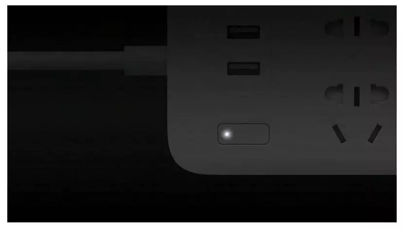 Удлинитель Xiaomi Power Strip 6 (CXB6-1QM) 1.8 м White (Белый) Удлинитель Xiaomi Power Strip 6 (CXB6-1QM) 1.8 м White (Белый)