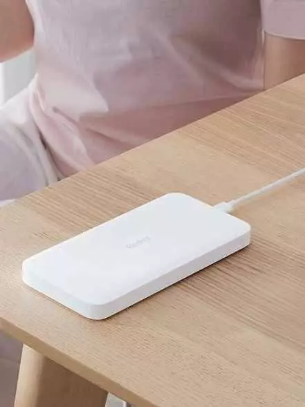 Аккумулятор Xiaomi Redmi Power Bank 10000 mAh (PB100LZM) White (Белый) Аккумулятор Xiaomi Redmi Power Bank 10000 mAh (PB100LZM) White (Белый)