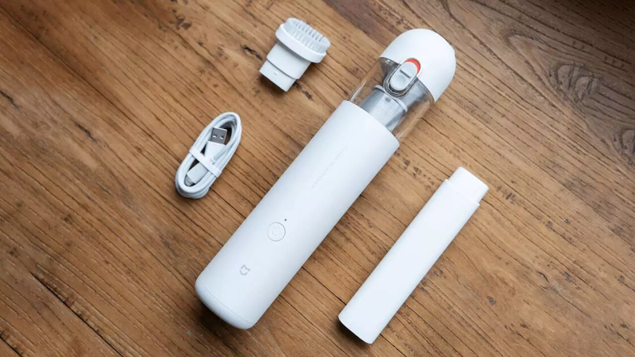 Пылесос Xiaomi Mijia Portable Handhed Vacuum Cleaner White (Белый) Пылесос Xiaomi Mijia Portable Handhed Vacuum Cleaner White (Белый)