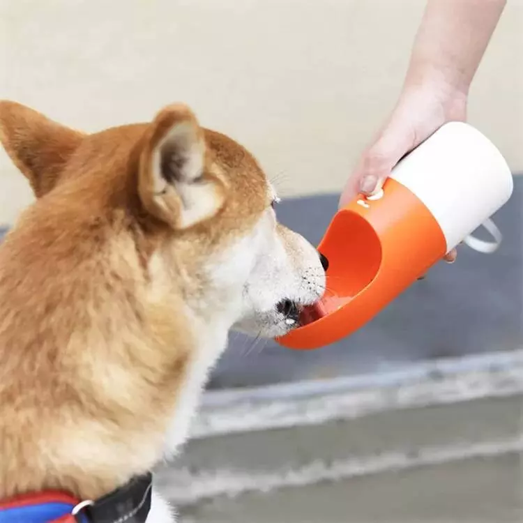 Поилка дорожная для животных Moestar Rocket Portable Pet Cup 430 мл (MS0010001) Orange (Оранжевый) CN Поилка дорожная для животных Moestar Rocket Portable Pet Cup 430 мл (MS0010001) Orange (Оранжевый) CN