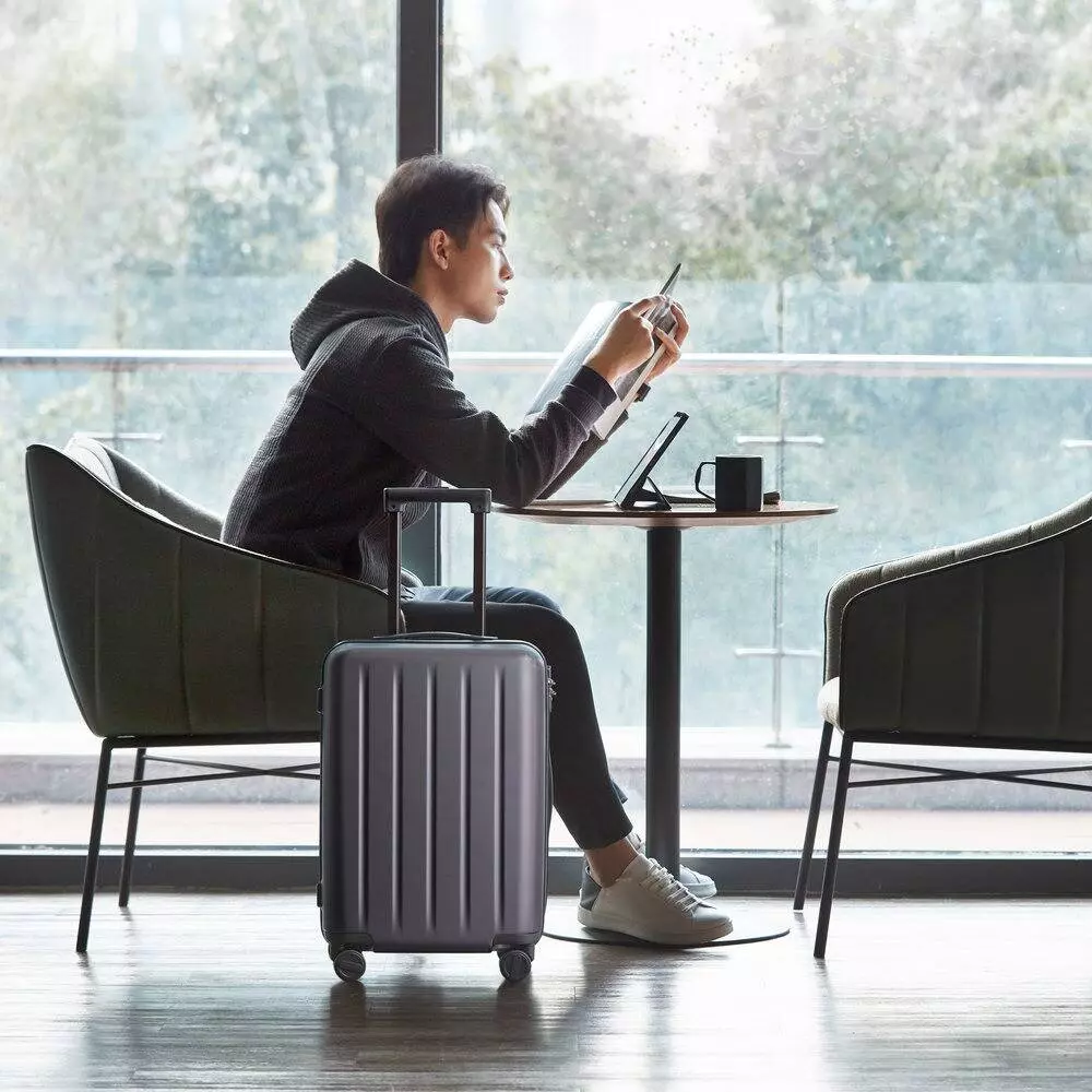 Чемодан NINETYGO Danube Luggage 20" Black (Черный) Чемодан NINETYGO Danube Luggage 20" Black (Черный)