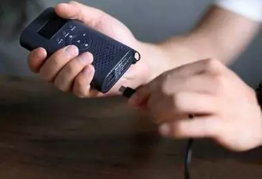 Многокофункциональный аккумулятор Xiaomi Nextool 6 в 1 Emergency Device 45000 mAh (NE20092) (радио, фонарь) Black (Черный) Многокофункциональный аккумулятор Xiaomi Nextool 6 в 1 Emergency Device 45000 mAh (NE20092) (радио, фонарь) Black (Черный)