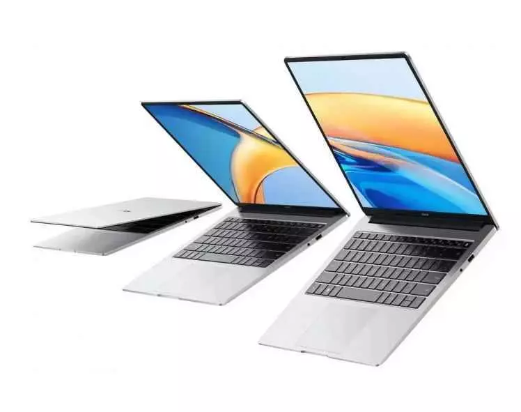 Ноутбук Honor X14 2024 R5-7640HS 16GB/512GB (5301AJWP) Silver (Серебристый) Ноутбук Honor X14 2024 R5-7640HS 16GB/512GB (5301AJWP) Silver (Серебристый)
