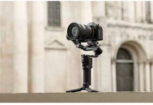 Электрический стабилизатор DJI RS 3 Mini Black (Черный) Электрический стабилизатор DJI RS 3 Mini Black (Черный)