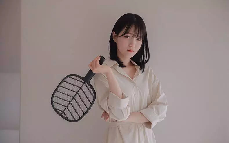 Электрическая мухобойка Solove P2 Electric Mosquito Swatter Black (Черный) Электрическая мухобойка Solove P2 Electric Mosquito Swatter Black (Черный)