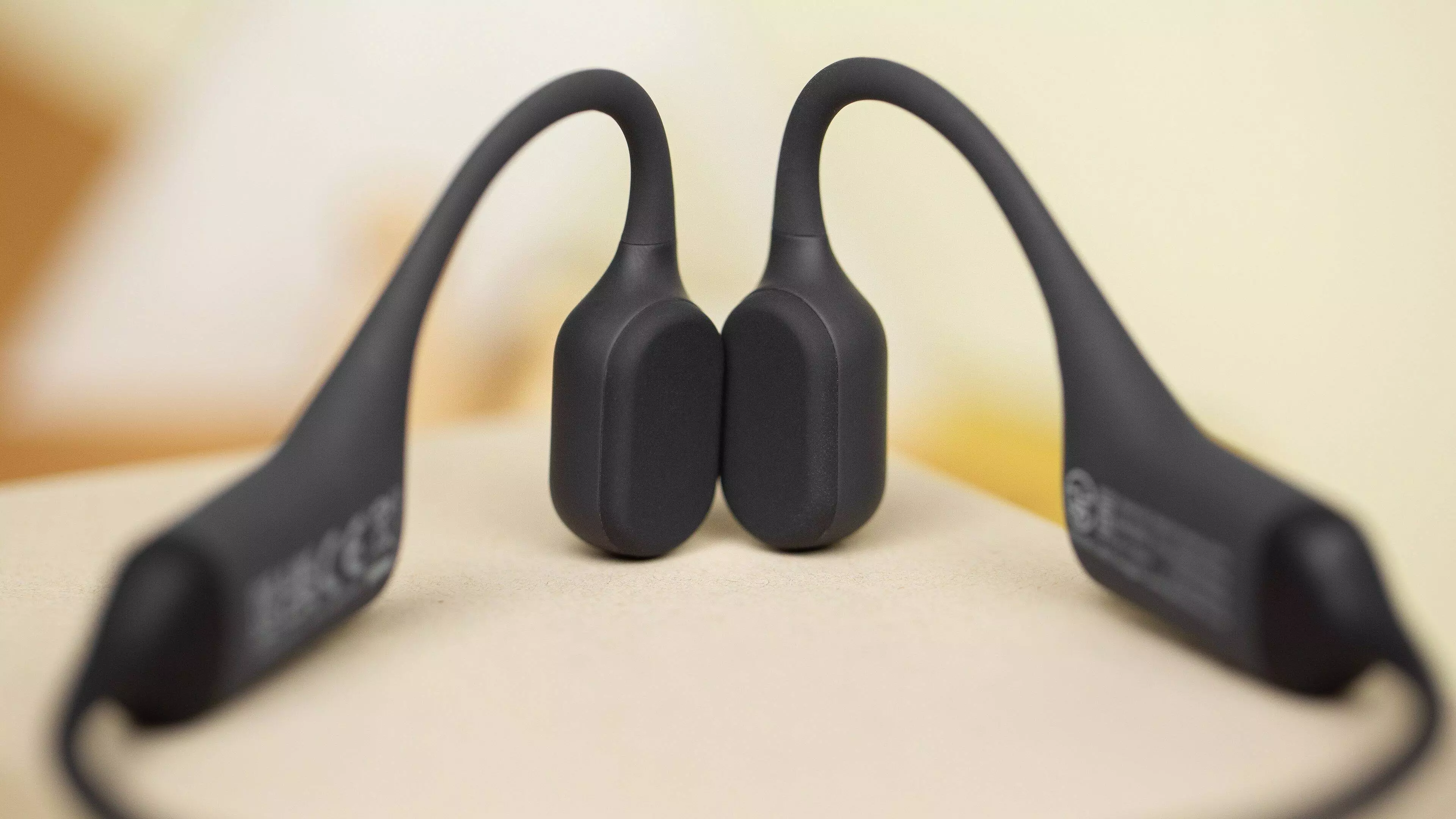 Беспроводные наушники с костной проводимостью Xiaomi Earphones Explore Black (Черный) CN Беспроводные наушники с костной проводимостью Xiaomi Earphones Explore Black (Черный) CN