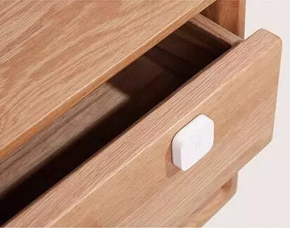 Датчик разбития стекла (вибрации) Aqara Vibration Sensor (DJT11LM) White (Белый)
