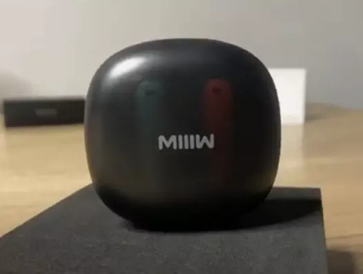 Беспроводные наушники Xiaomi MIIIW Cube White Basic (MW23W11) Black (Черный) Беспроводные наушники Xiaomi MIIIW Cube White Basic (MW23W11) Black (Черный)