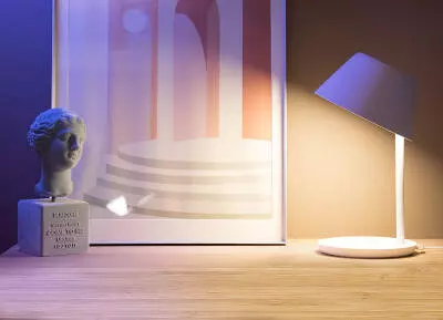 Настольная лампа светодиодная Xiaomi YEELIGHT LED TABLE LAMP (YLCT02YL), 18 Вт White (Белый) Настольная лампа светодиодная Xiaomi YEELIGHT LED TABLE LAMP (YLCT02YL), 18 Вт White (Белый)