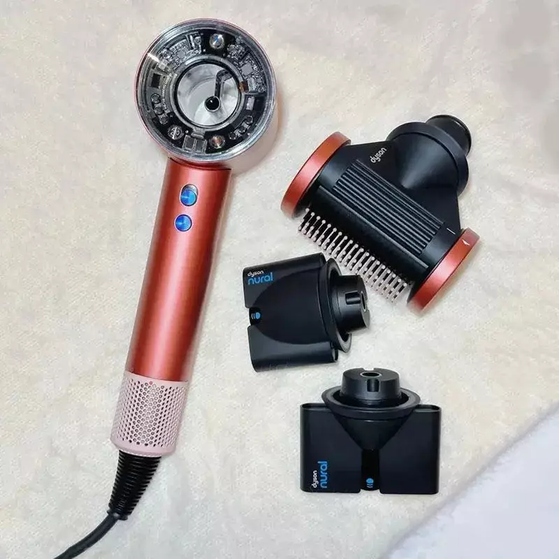 Фен Dyson HD16 Strawberry Bronze (с кейсом) Фен Dyson HD16 Strawberry Bronze (с кейсом)