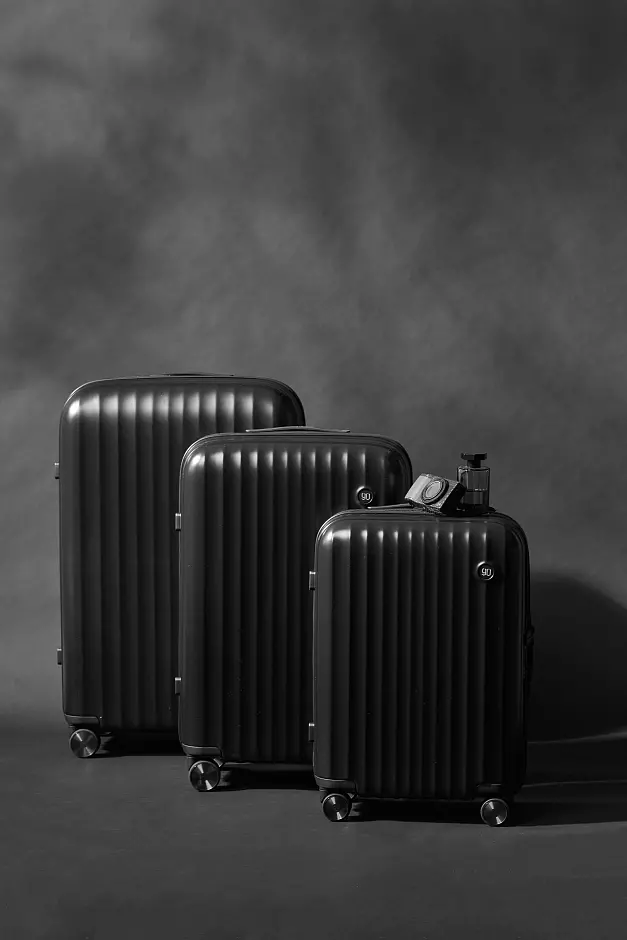 Чемодан NINETYGO Elbe Luggage 28" Black (Черный) Чемодан NINETYGO Elbe Luggage 28" Black (Черный)