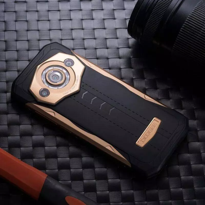 Смартфон Doogee S99 8/128Gb Gold (Золотистый) CAN Смартфон Doogee S99 8/128Gb Gold (Золотистый) CAN
