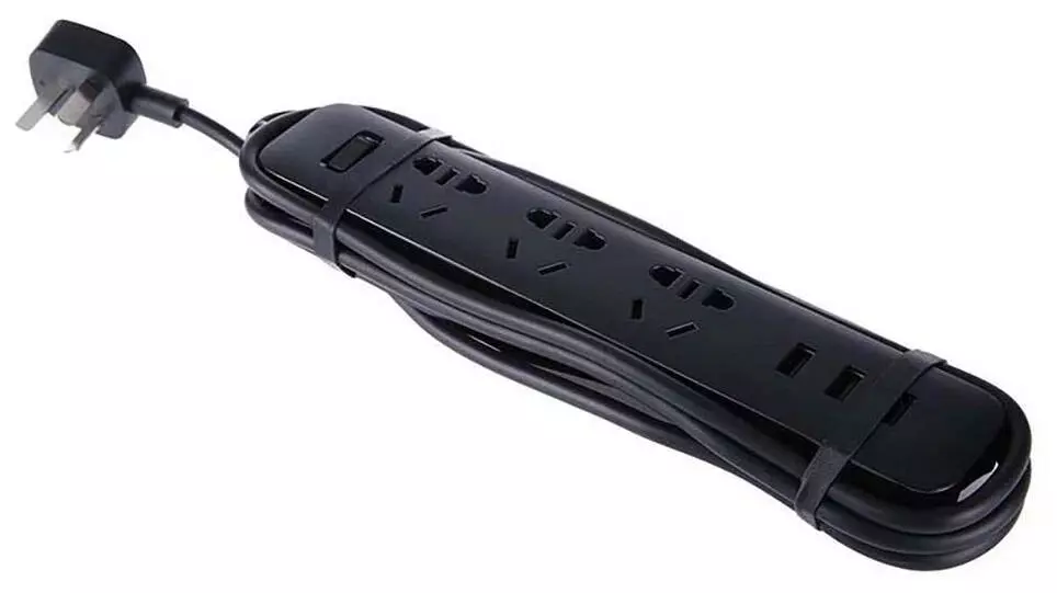 Удлинитель Xiaomi Power Strip 3 (XMCXB01QM) 1.8 м Black (Черный) Удлинитель Xiaomi Power Strip 3 (XMCXB01QM) 1.8 м Black (Черный)