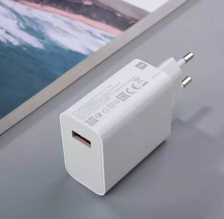 Сетевое зарядное устройство Xiaomi Adaptor 33W (MDY-10-EX) White (Белый) Сетевое зарядное устройство Xiaomi Adaptor 33W (MDY-10-EX) White (Белый)