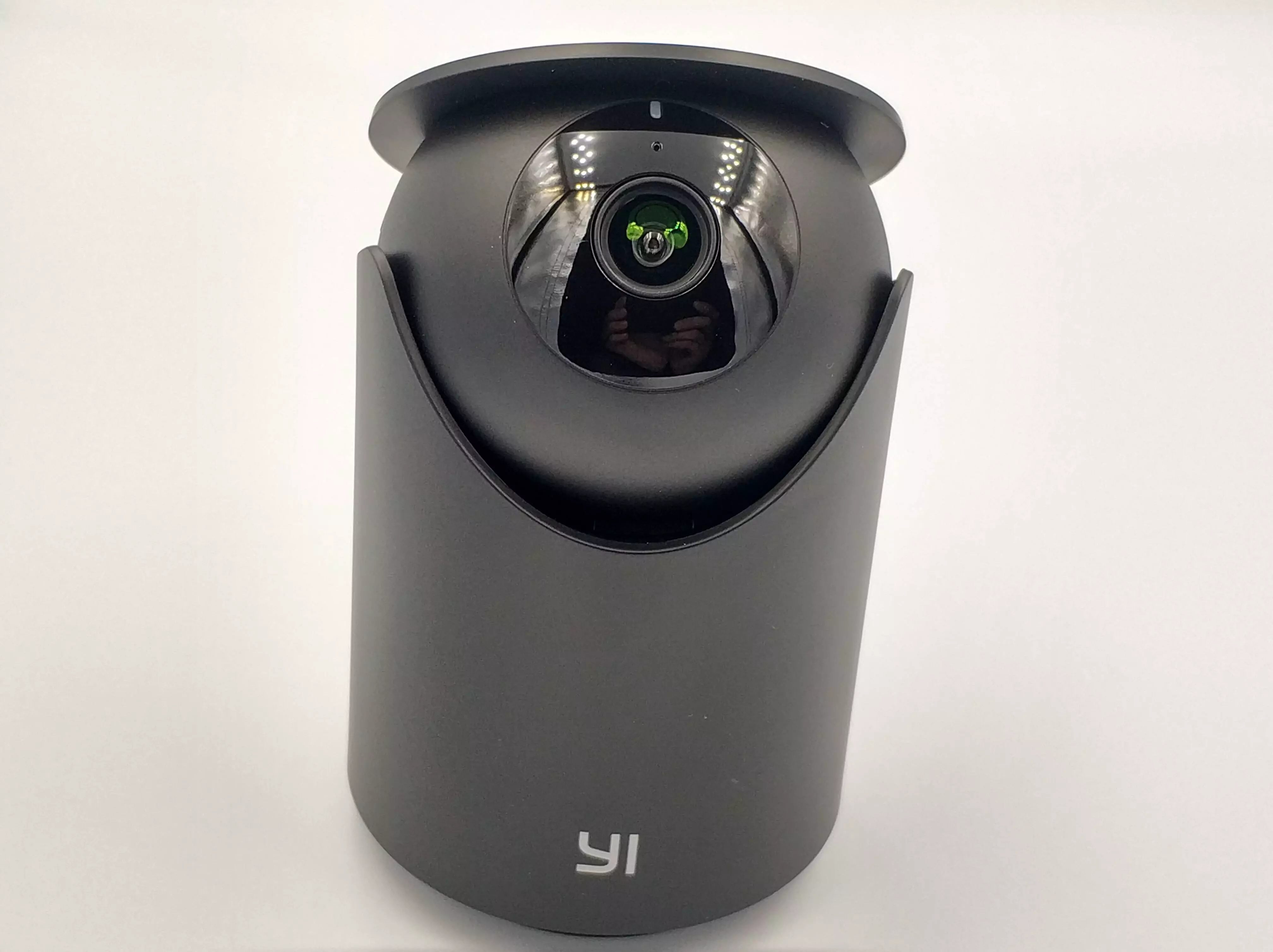 IP камера Xiaomi Yi Dome U Pro 2K HD Camera (H60GA) Black (Черный) IP камера Xiaomi Yi Dome U Pro 2K HD Camera (H60GA) Black (Черный)
