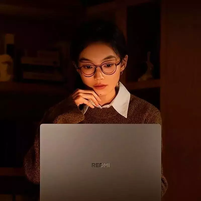 Ноутбук Redmi Book Pro 16 2025 Ultra7-255H/32G/1TB/3.1K (JYU4650CN) Silver (Серебристый) CN Ноутбук Redmi Book Pro 16 2025 Ultra7-255H/32G/1TB/3.1K (JYU4650CN) Silver (Серебристый) CN