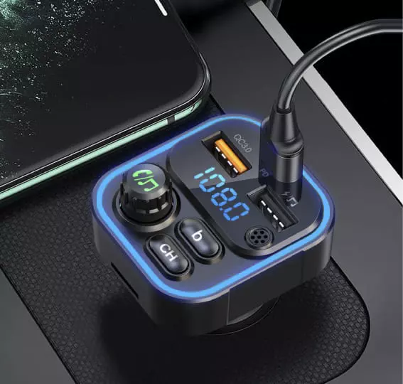 Автомобильное зарядное устройство WEKOME MP3 WP-C52 Black (Черный) Автомобильное зарядное устройство WEKOME MP3 WP-C52 Black (Черный)