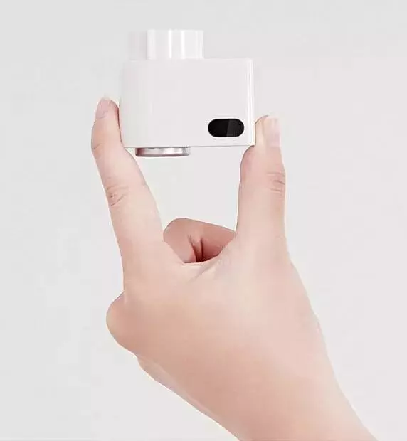 Насадка на крана водосберегающая Xiaomi Smartda Induction Home Water Sensor (HD-ZNJSQ-06) White (Белый) Насадка на крана водосберегающая Xiaomi Smartda Induction Home Water Sensor (HD-ZNJSQ-06) White (Белый)