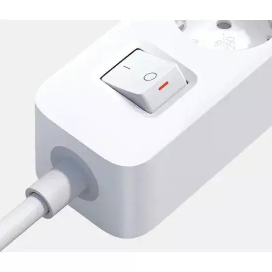 Удлинитель настольный Xiaomi 20W Power Strip (2C1A) BHR07UKEU White (Белый) Global Version Удлинитель настольный Xiaomi 20W Power Strip (2C1A) BHR07UKEU White (Белый) Global Version
