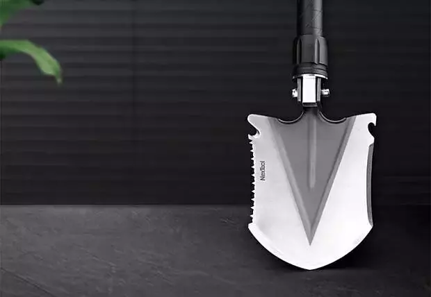 Лопата сапёрная складная NexTool Multifunctional Folding Shovel NE20033 Black (Черный) Лопата сапёрная складная NexTool Multifunctional Folding Shovel NE20033 Black (Черный)